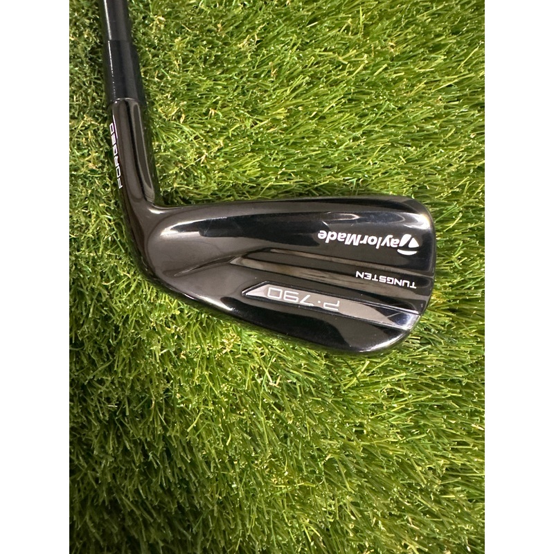 TaylorMade P790 Black 4 Iron