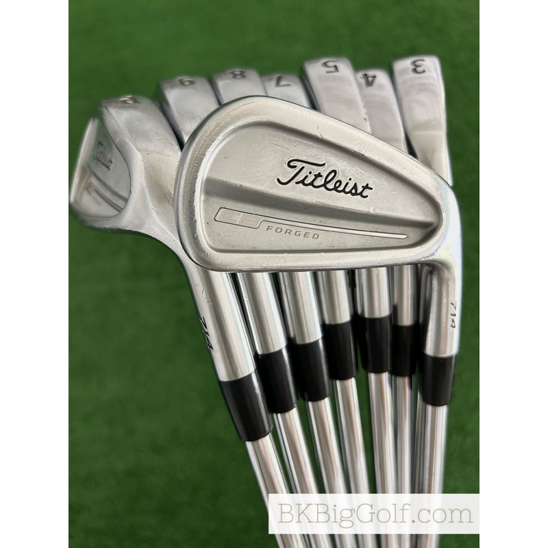 Titleist CB 714 Forged Iron Set 3-P / Dynamic Gold 120 Stiff