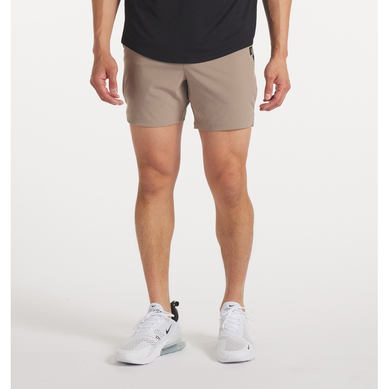 UNRL Stride Short [5.5″]