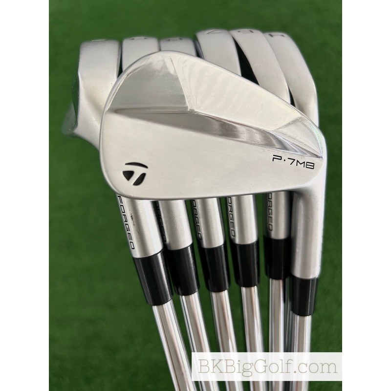 Taylormade P7MB 23 Forged Iron Set 4-P / Dynamic Gold 105 Stiff