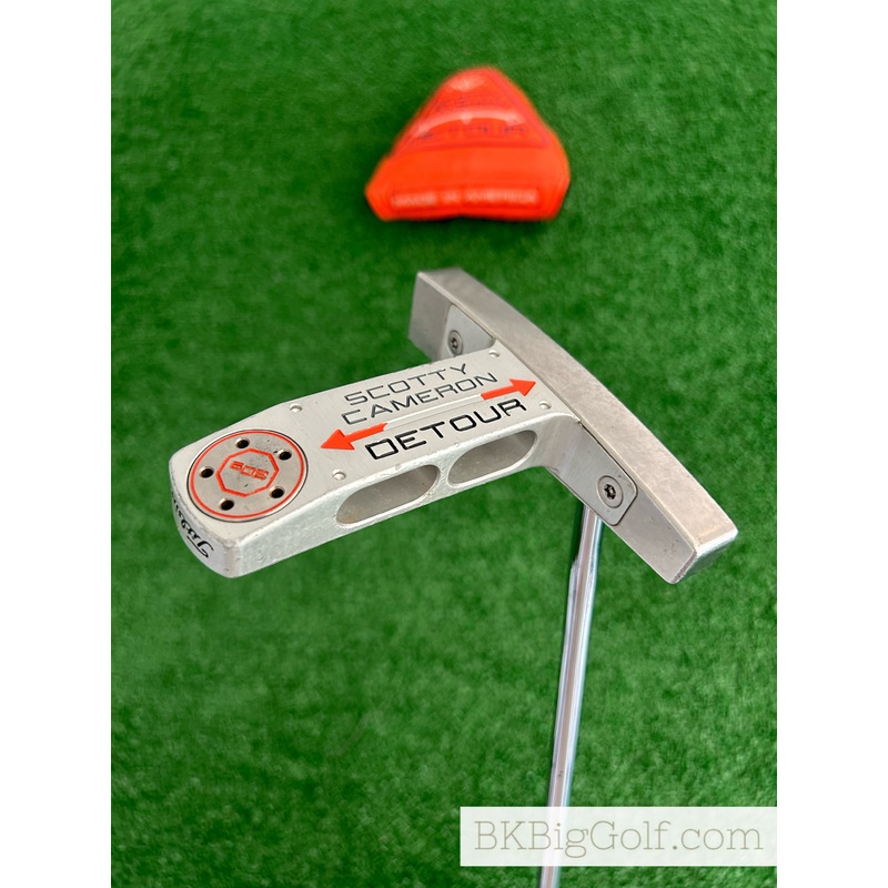 Titleist Scotty Cameron Detour 35 Putter + Headcover