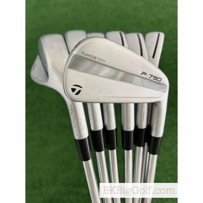 Taylormade P790 23 Forged Iron Set 4-P / Dynamic Gold 105 Stiff