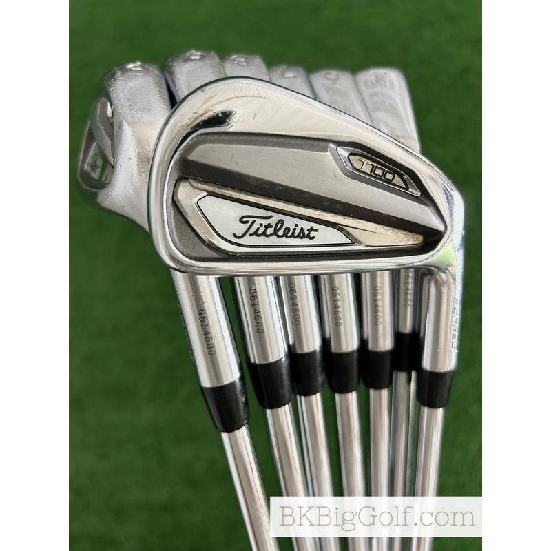 Titleist T100 Forged Iron Set 4-P / Project X 5.5 (Firm) Stiff