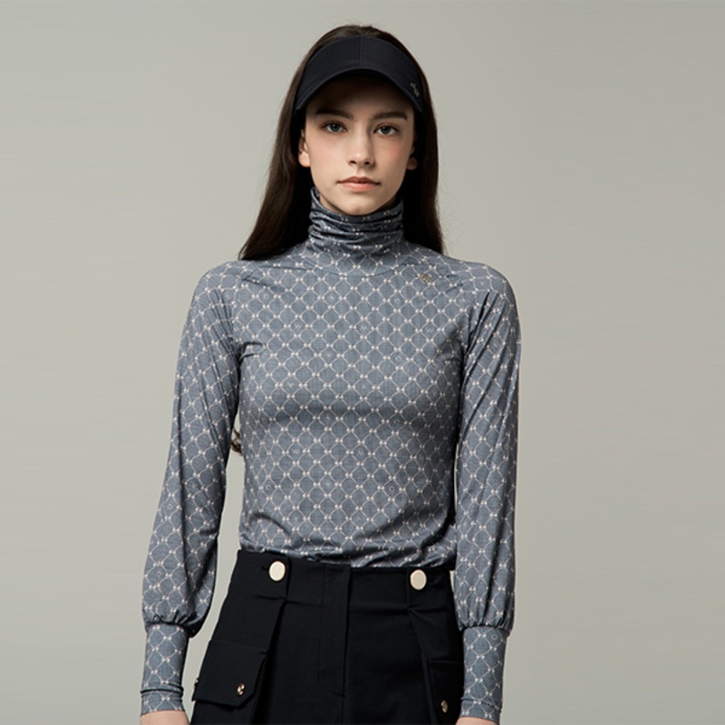 AOW Pattern Turtleneck Slit T-shirts