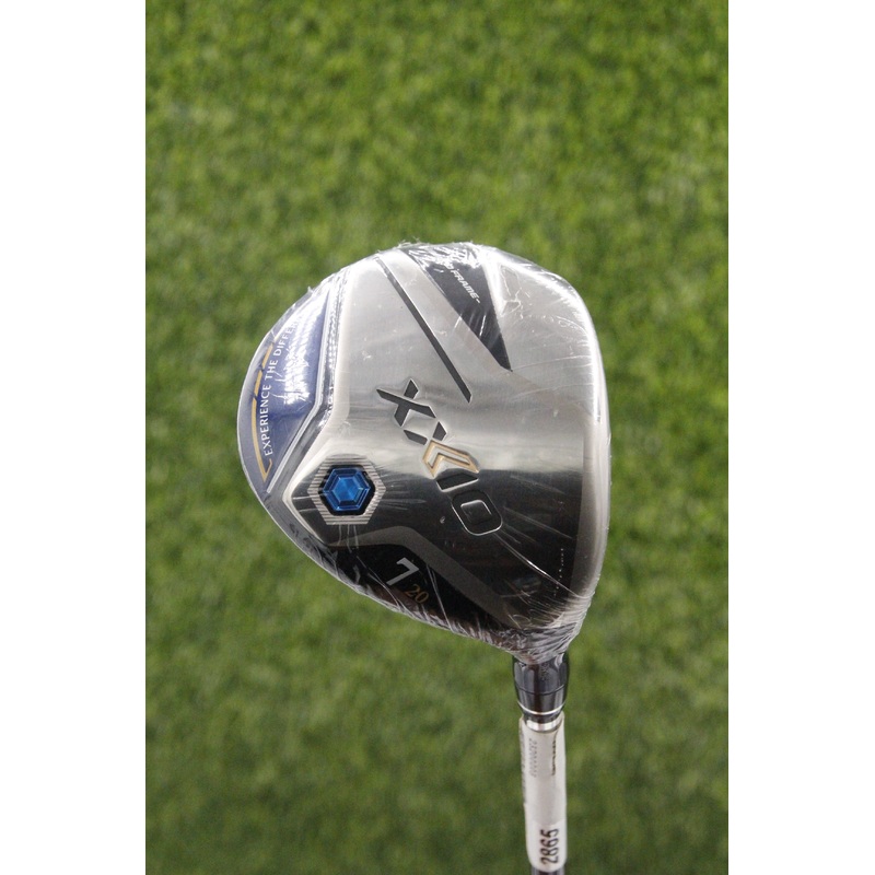 NEW XXIO 12 20 7 Wood R Flex 41.75″ w/ HC