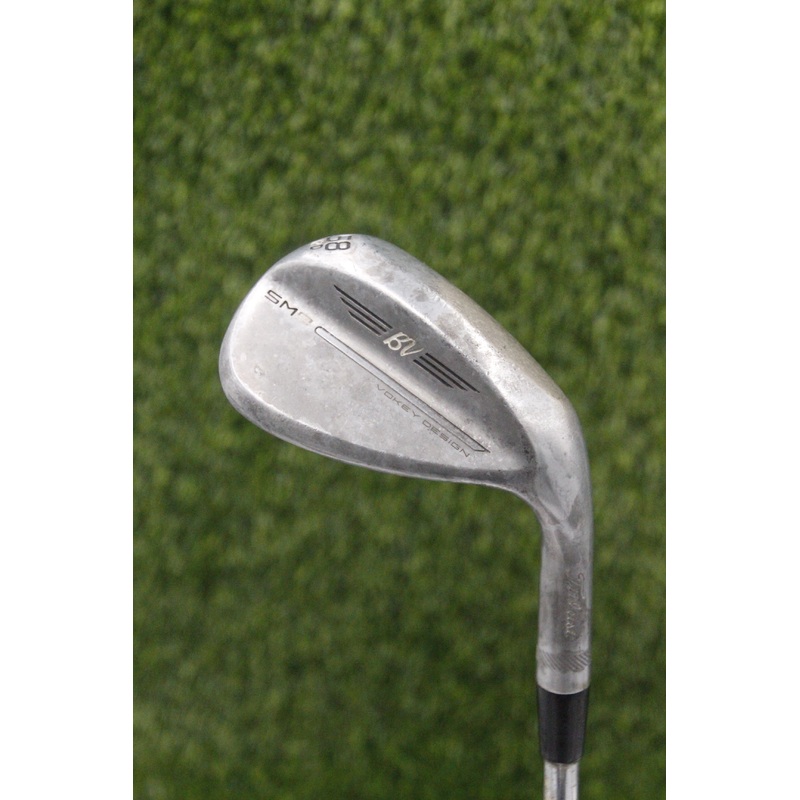 Titleist Vokey SM9 Tour Chrome 58 LW R Flex 36″